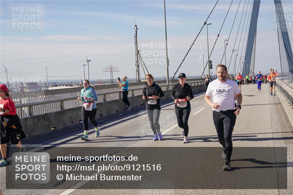 03.10.2025 - Köhlbrandbrückenlauf Michael Burmester http://msf.ph/oto/9121516 03.10.2025 13:03:07 Position 2 5575 meine-sportfotos.de