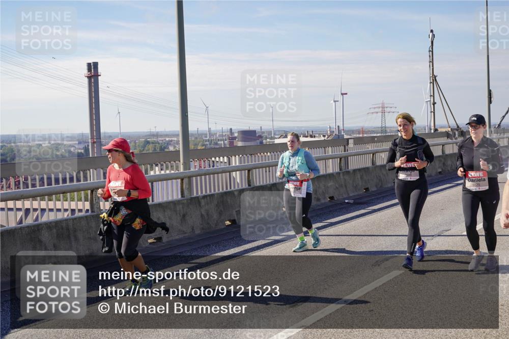 03.10.2025 - Köhlbrandbrückenlauf Michael Burmester http://msf.ph/oto/9121523 03.10.2025 13:03:08 Position 2 5575 meine-sportfotos.de