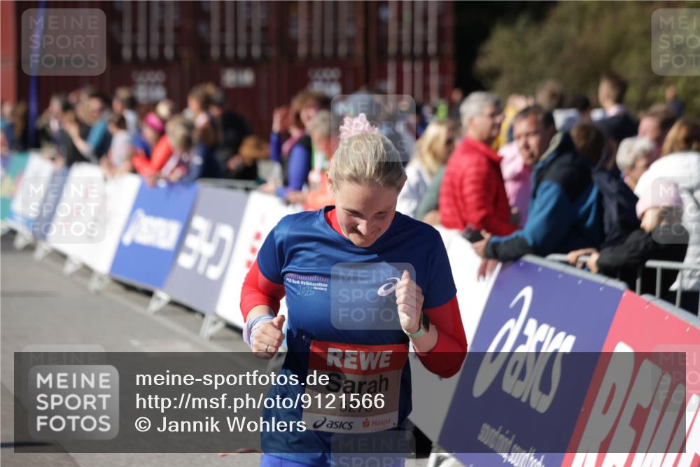03.10.2025 - Köhlbrandbrückenlauf Jannik Wohlers http://msf.ph/oto/9121566 03.10.2025 13:36:35 Ziel 4735, 5199, 5278, 5585, 6003, 6004, 6023, 6825 meine-sportfotos.de