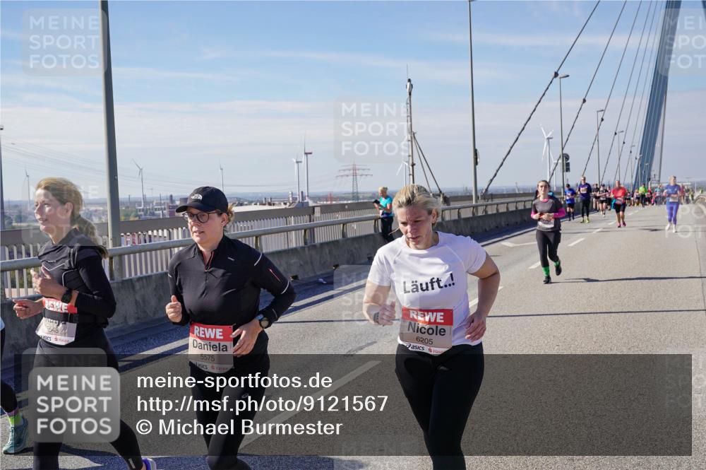 03.10.2025 - Köhlbrandbrückenlauf Michael Burmester http://msf.ph/oto/9121567 03.10.2025 13:03:10 Position 2 5648, 5575, 6205 meine-sportfotos.de
