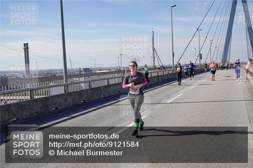 03.10.2025 - Köhlbrandbrückenlauf Michael Burmester http://msf.ph/oto/9121584 03.10.2025 13:03:14 Position 2 6548 meine-sportfotos.de