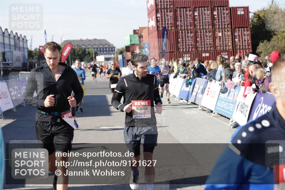 03.10.2025 - Köhlbrandbrückenlauf Jannik Wohlers http://msf.ph/oto/9121627 03.10.2025 13:04:45 Ziel 4022, 4061, 4236, 4246, 4247, 4303, 4449, 4713, 4724, 4831, 5849, 5948, 5968, 6268, 6470, 6716 meine-sportfotos.de