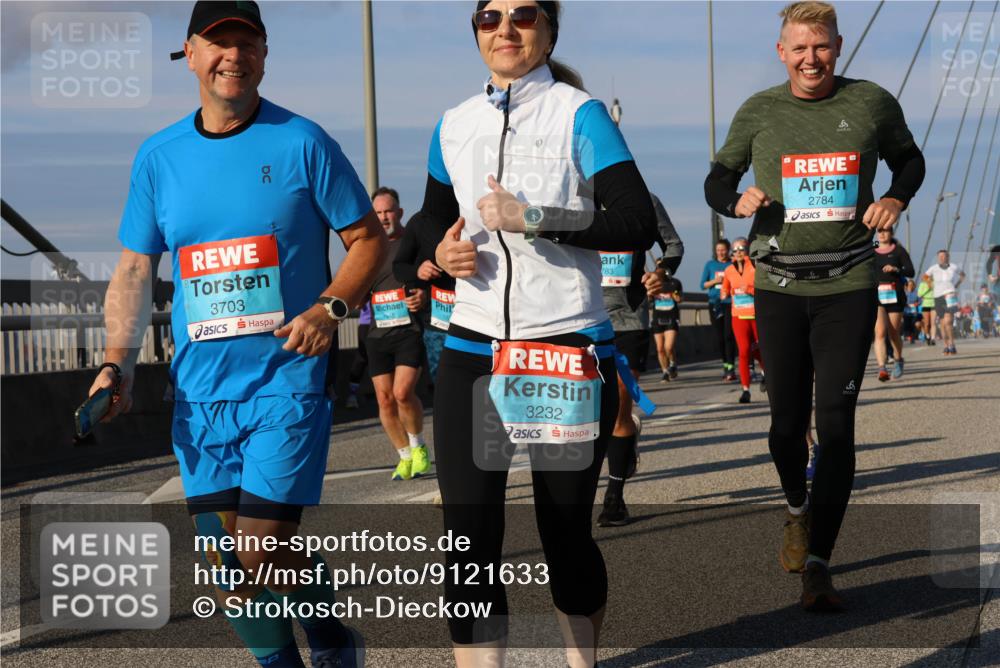 03.10.2025 - Köhlbrandbrückenlauf Strokosch-Dieckow http://msf.ph/oto/9121633 03.10.2025 09:57:26 Position 2 3703, 3232, 783, 6, 2784 meine-sportfotos.de