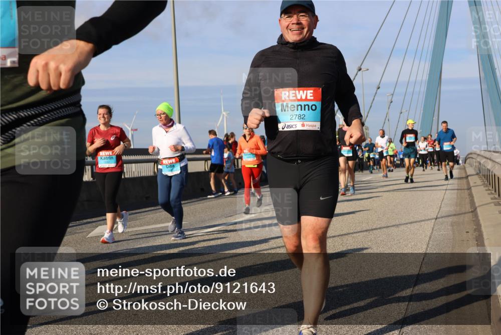 03.10.2025 - Köhlbrandbrückenlauf Strokosch-Dieckow http://msf.ph/oto/9121643 03.10.2025 09:57:28 Position 2 2782 meine-sportfotos.de