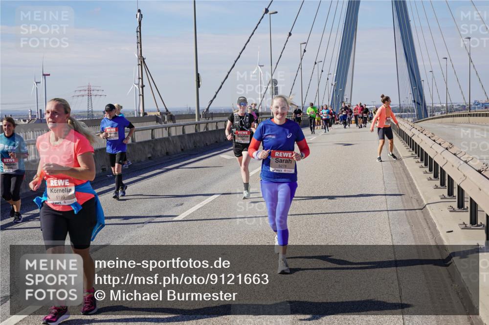 03.10.2025 - Köhlbrandbrückenlauf Michael Burmester http://msf.ph/oto/9121663 03.10.2025 13:03:23 Position 2 5199, 5278 meine-sportfotos.de