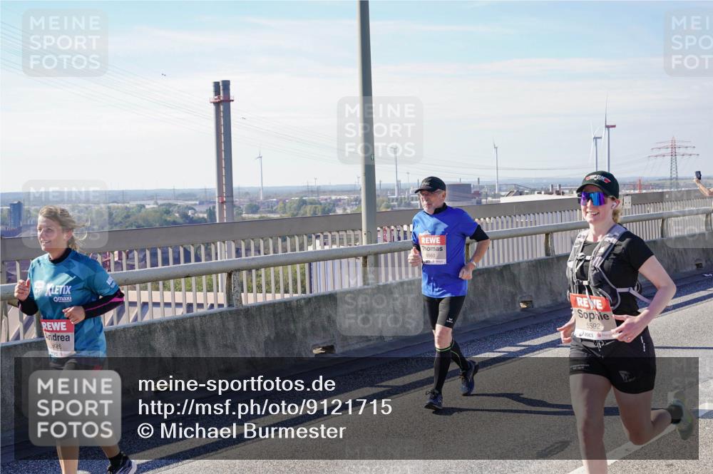 03.10.2025 - Köhlbrandbrückenlauf Michael Burmester http://msf.ph/oto/9121715 03.10.2025 13:03:26 Position 2 486, 6560, 5592 meine-sportfotos.de