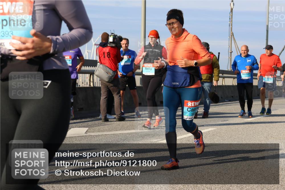 03.10.2025 - Köhlbrandbrückenlauf Strokosch-Dieckow http://msf.ph/oto/9121800 03.10.2025 09:57:49 Position 2 393, 7, 18, 3199, 343, 3231 meine-sportfotos.de