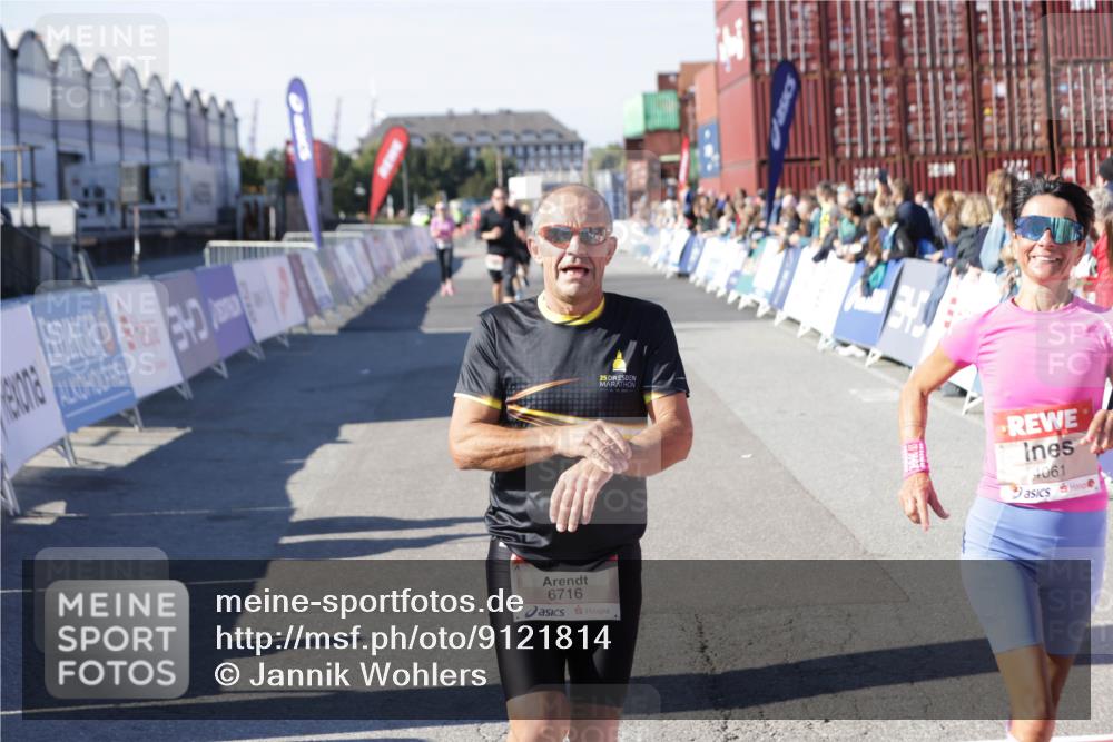 03.10.2025 - Köhlbrandbrückenlauf Jannik Wohlers http://msf.ph/oto/9121814 03.10.2025 13:04:50 Ziel 4022, 4061, 4236, 4240, 4246, 4247, 4303, 4449, 4724, 4831, 5849, 5948, 5968, 6268, 6470, 6716 meine-sportfotos.de