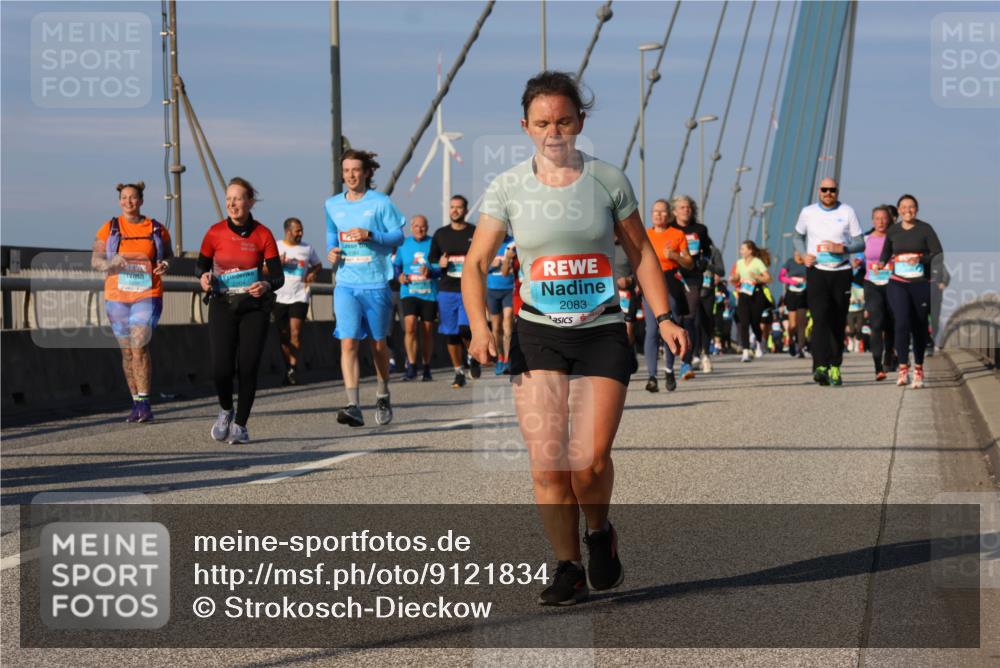 03.10.2025 - Köhlbrandbrückenlauf Strokosch-Dieckow http://msf.ph/oto/9121834 03.10.2025 09:57:57 Position 2 2083 meine-sportfotos.de
