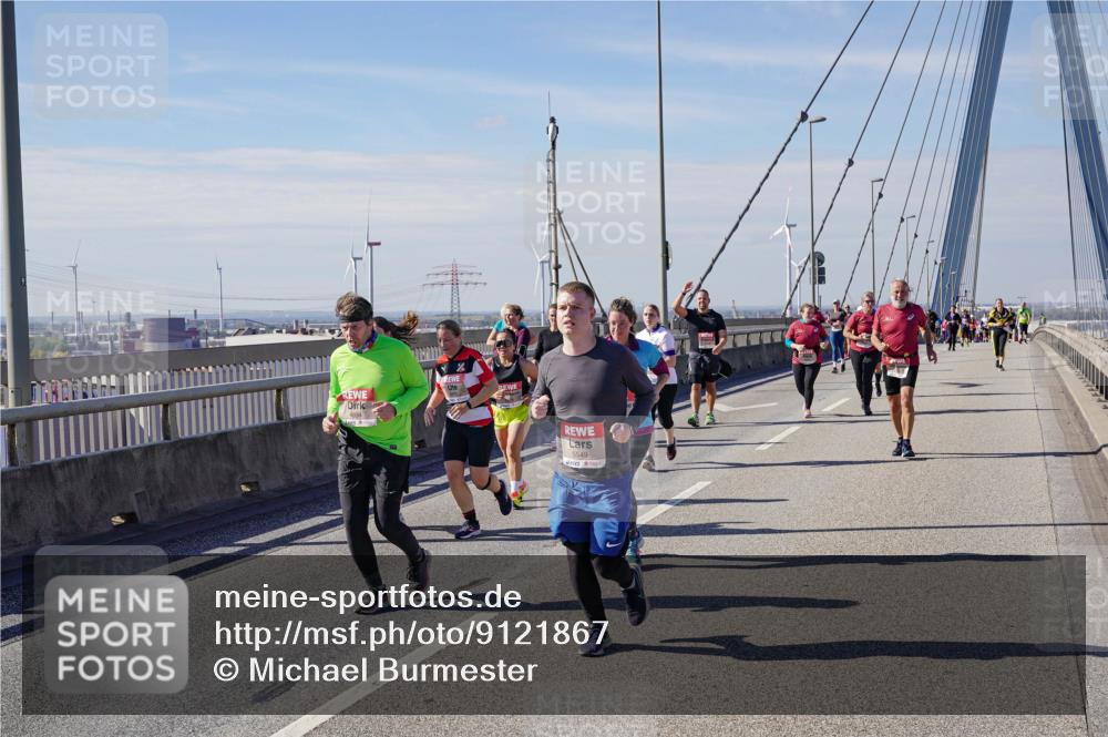 03.10.2025 - Köhlbrandbrückenlauf Michael Burmester http://msf.ph/oto/9121867 03.10.2025 13:03:41 Position 2 4894, 5549 meine-sportfotos.de