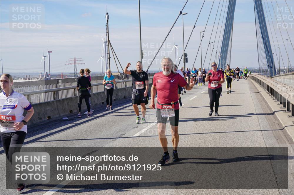 03.10.2025 - Köhlbrandbrückenlauf Michael Burmester http://msf.ph/oto/9121925 03.10.2025 13:03:45 Position 2 5517, 4789 meine-sportfotos.de