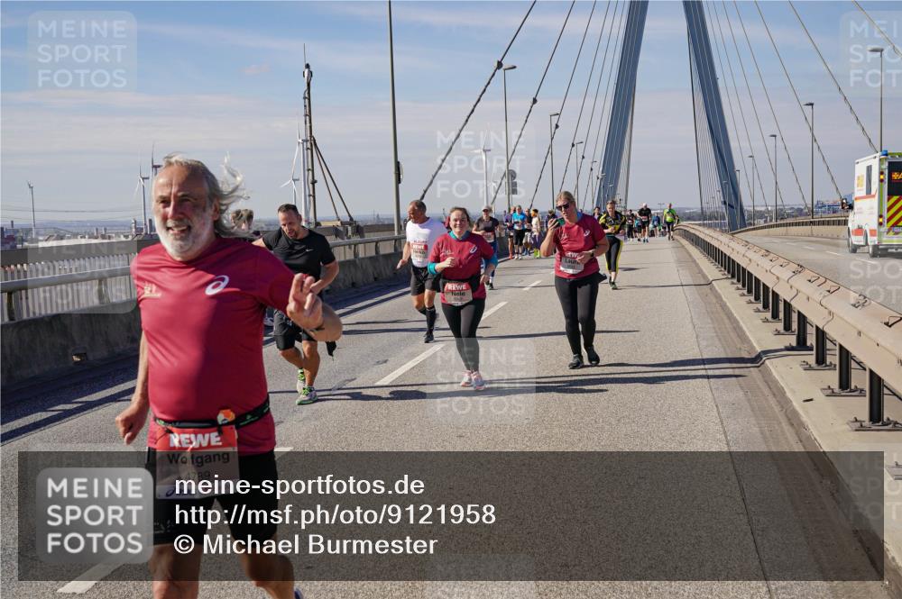 03.10.2025 - Köhlbrandbrückenlauf Michael Burmester http://msf.ph/oto/9121958 03.10.2025 13:03:47 Position 2 4789 meine-sportfotos.de