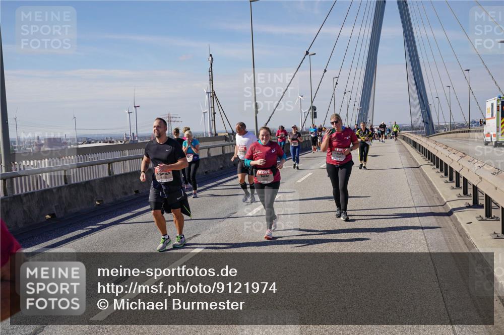 03.10.2025 - Köhlbrandbrückenlauf Michael Burmester http://msf.ph/oto/9121974 03.10.2025 13:03:48 Position 2  meine-sportfotos.de