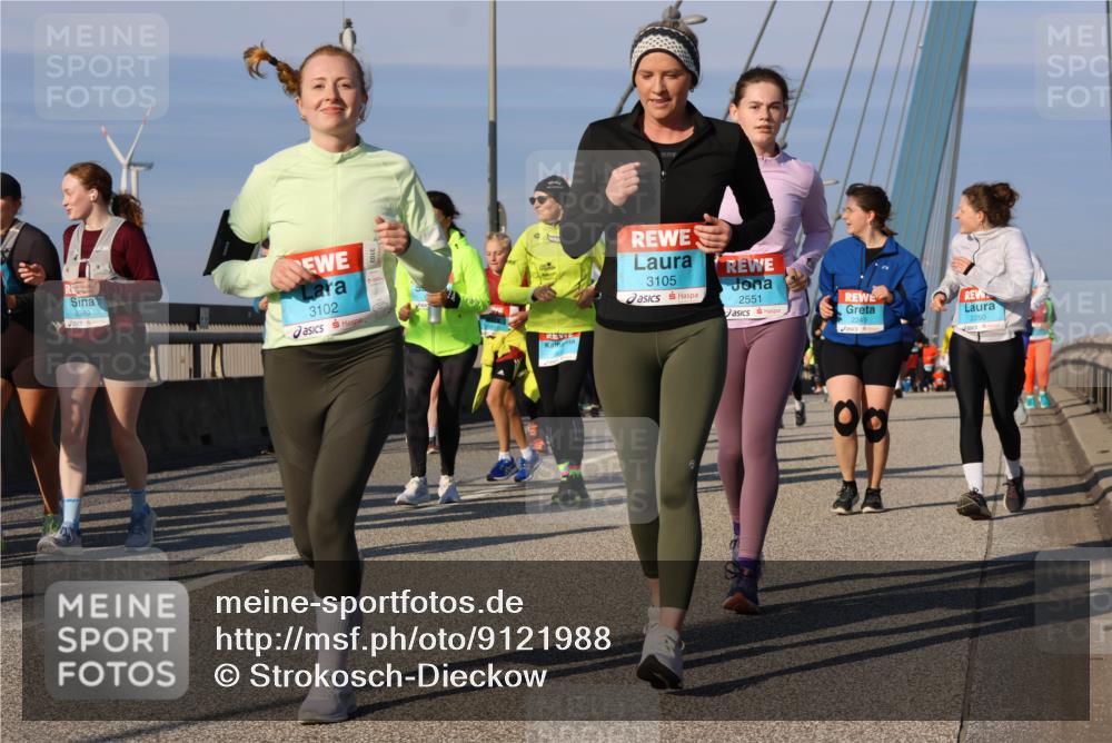 03.10.2025 - Köhlbrandbrückenlauf Strokosch-Dieckow http://msf.ph/oto/9121988 03.10.2025 09:58:22 Position 2 3389, 3102, 3105, 2551, 2249, 2250 meine-sportfotos.de