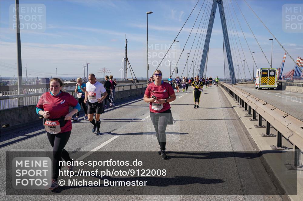 03.10.2025 - Köhlbrandbrückenlauf Michael Burmester http://msf.ph/oto/9122008 03.10.2025 13:03:50 Position 2 5507, 1 meine-sportfotos.de