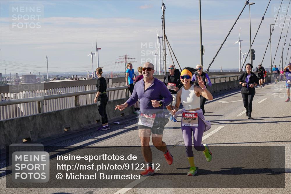 03.10.2025 - Köhlbrandbrückenlauf Michael Burmester http://msf.ph/oto/9122112 03.10.2025 13:03:59 Position 2 4531, 5111 meine-sportfotos.de