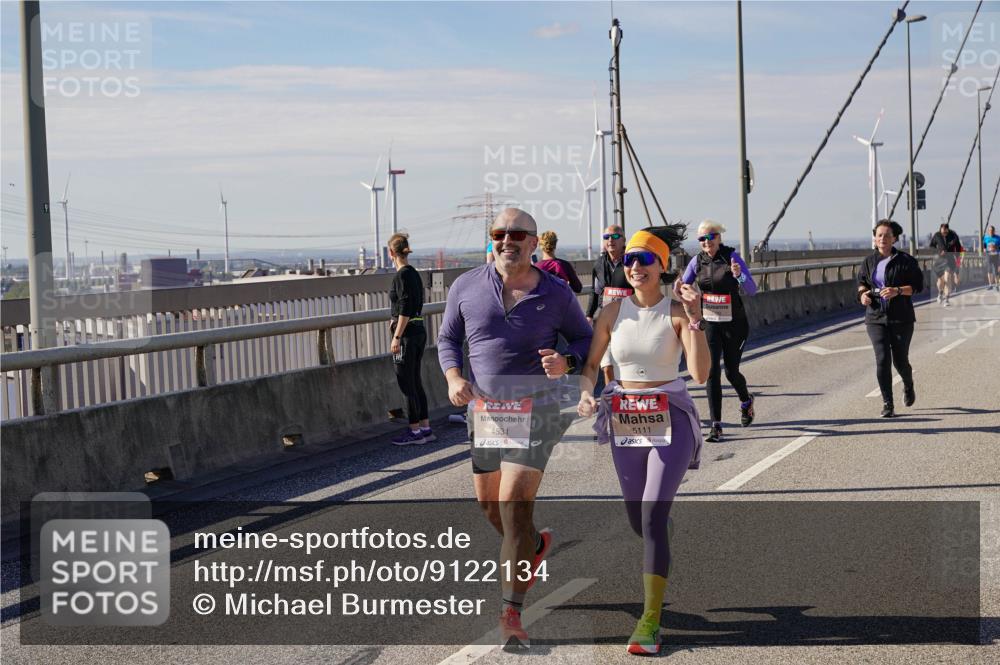 03.10.2025 - Köhlbrandbrückenlauf Michael Burmester http://msf.ph/oto/9122134 03.10.2025 13:04:00 Position 2 4531, 5111 meine-sportfotos.de