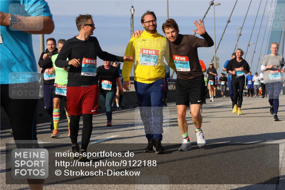 03.10.2025 - Köhlbrandbrückenlauf Strokosch-Dieckow http://msf.ph/oto/9122188 03.10.2025 09:58:55 Position 2 2655, 1775, 3429, 3451, 3452, 1824 meine-sportfotos.de
