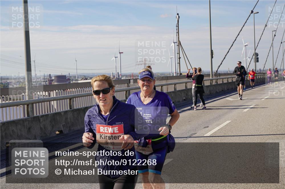03.10.2025 - Köhlbrandbrückenlauf Michael Burmester http://msf.ph/oto/9122268 03.10.2025 13:04:07 Position 2 5693, 1000, 2023, 5695 meine-sportfotos.de