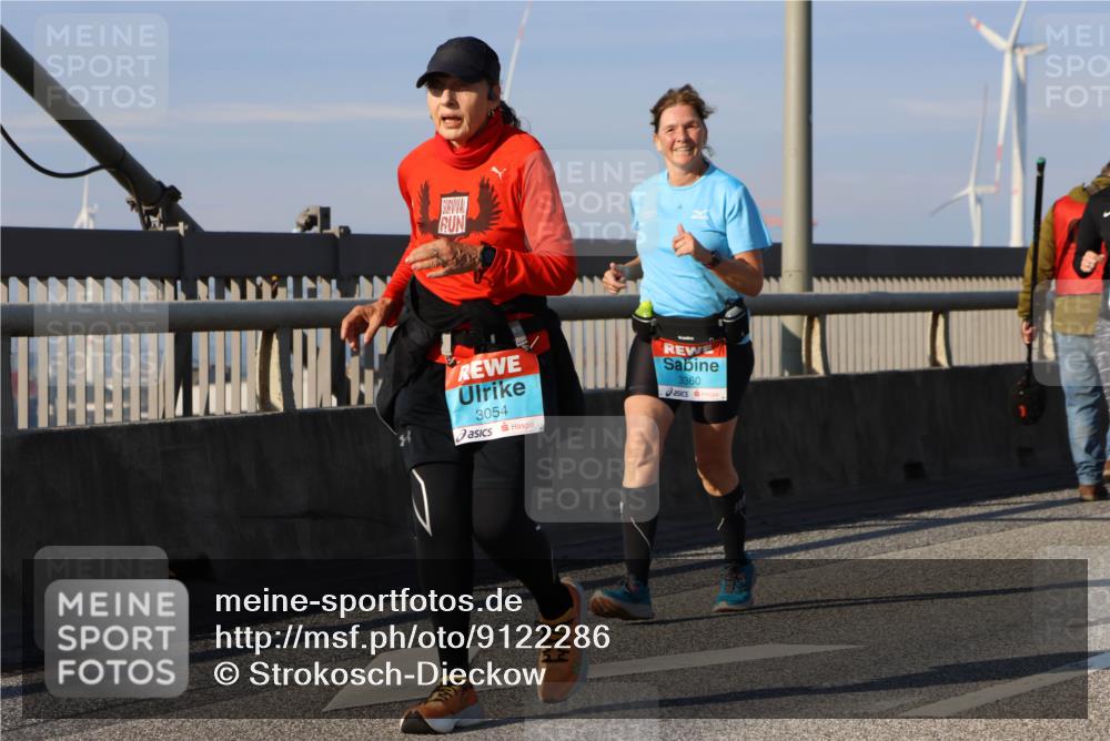 03.10.2025 - Köhlbrandbrückenlauf Strokosch-Dieckow http://msf.ph/oto/9122286 03.10.2025 09:59:08 Position 2 3054, 3360 meine-sportfotos.de