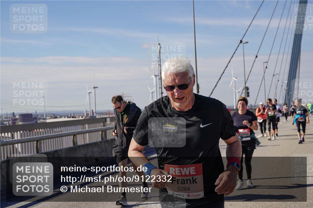 03.10.2025 - Köhlbrandbrückenlauf Michael Burmester http://msf.ph/oto/9122332 03.10.2025 13:04:14 Position 2 17, 2017, 5264 meine-sportfotos.de