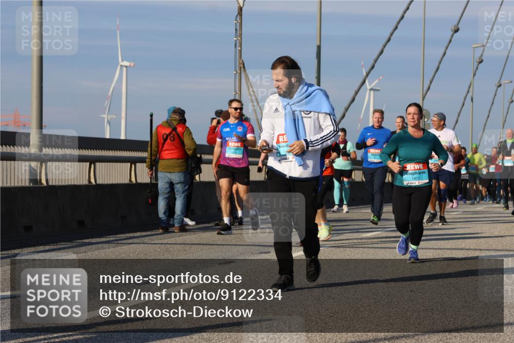 03.10.2025 - Köhlbrandbrückenlauf Strokosch-Dieckow http://msf.ph/oto/9122334 03.10.2025 09:59:13 Position 2 1872 meine-sportfotos.de