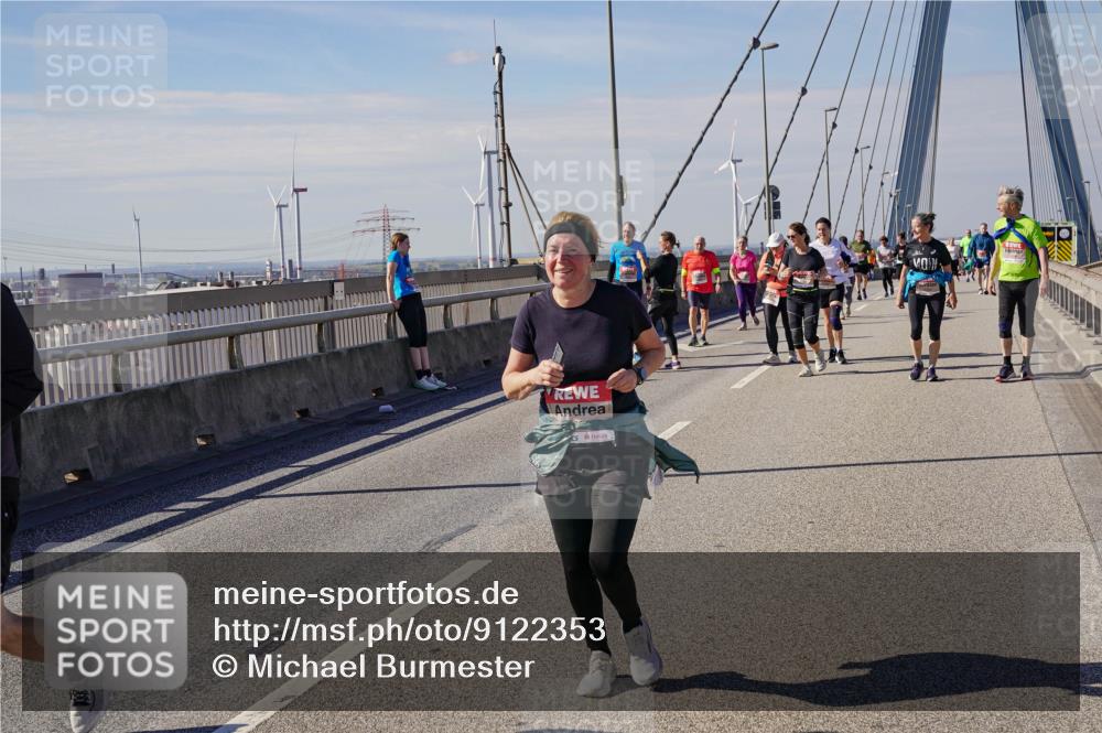 03.10.2025 - Köhlbrandbrückenlauf Michael Burmester http://msf.ph/oto/9122353 03.10.2025 13:04:16 Position 2  meine-sportfotos.de