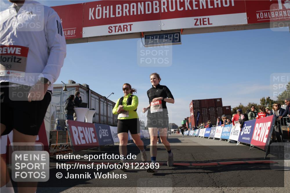 03.10.2025 - Köhlbrandbrückenlauf Jannik Wohlers http://msf.ph/oto/9122369 03.10.2025 13:41:50 Ziel 5193, 5232, 5250, 5257, 5315 meine-sportfotos.de