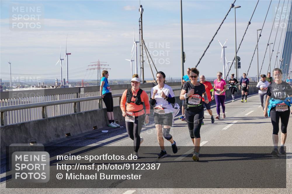 03.10.2025 - Köhlbrandbrückenlauf Michael Burmester http://msf.ph/oto/9122387 03.10.2025 13:04:19 Position 2 5190, 5121 meine-sportfotos.de