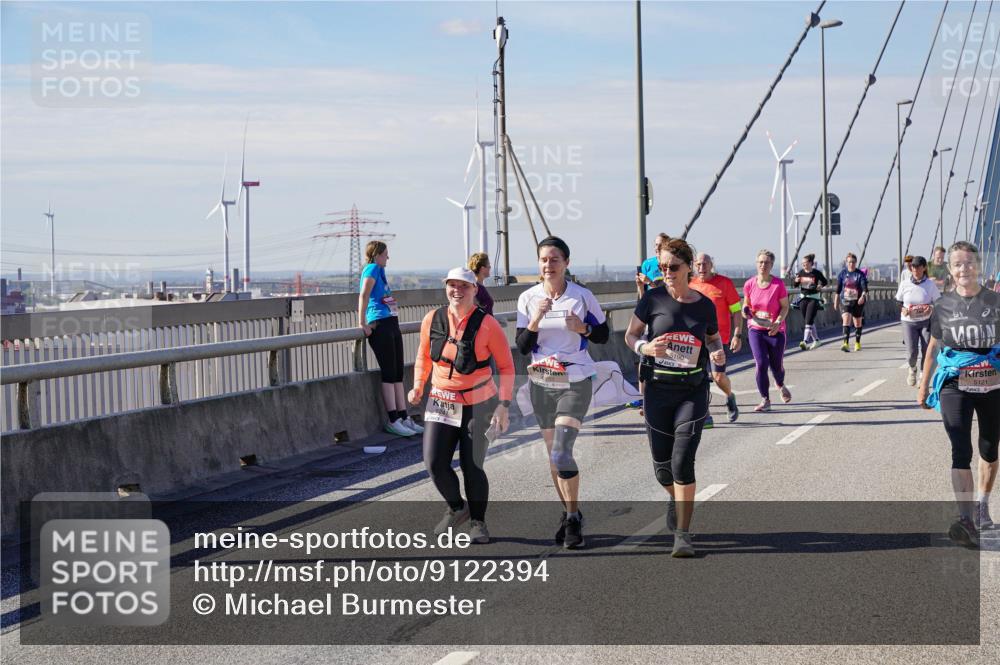 03.10.2025 - Köhlbrandbrückenlauf Michael Burmester http://msf.ph/oto/9122394 03.10.2025 13:04:20 Position 2 5241, 519, 5190 meine-sportfotos.de