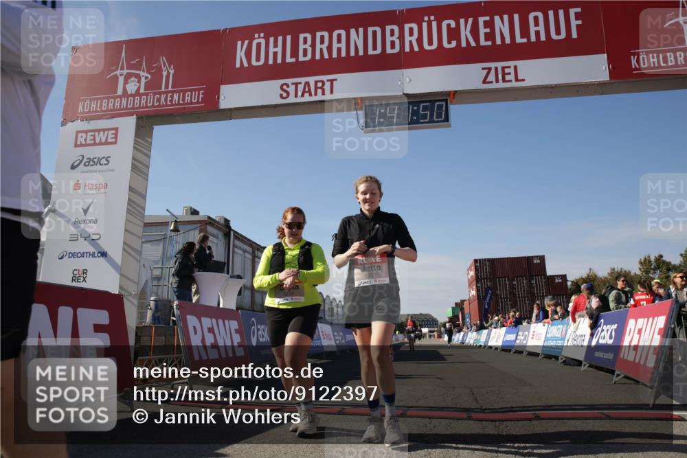 03.10.2025 - Köhlbrandbrückenlauf Jannik Wohlers http://msf.ph/oto/9122397 03.10.2025 13:41:50 Ziel 5193, 5232, 5250, 5257, 5315 meine-sportfotos.de