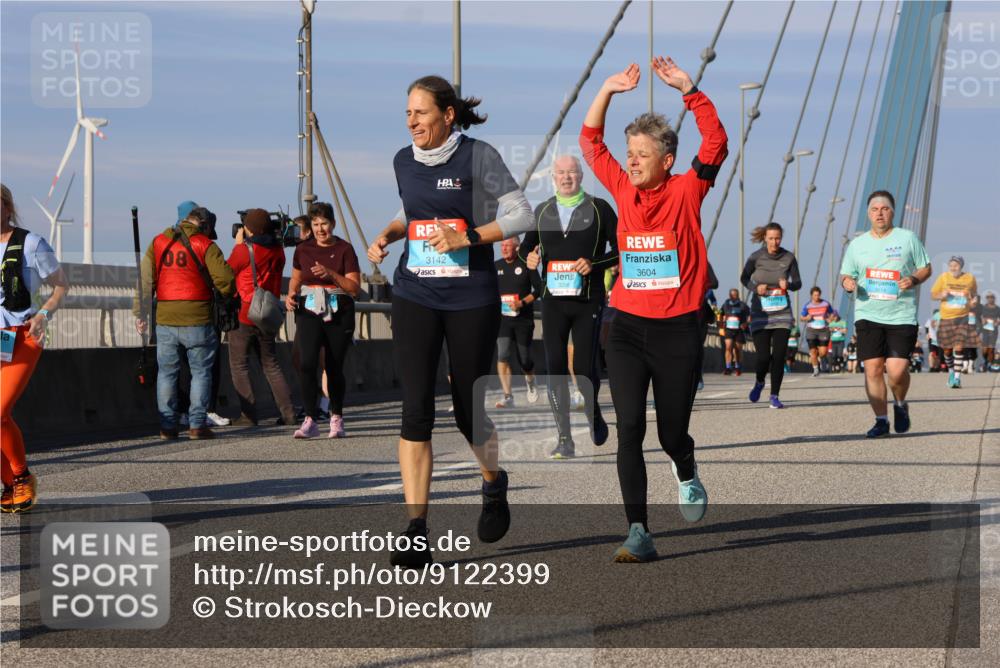 03.10.2025 - Köhlbrandbrückenlauf Strokosch-Dieckow http://msf.ph/oto/9122399 03.10.2025 09:59:21 Position 2 08, 3142, 3604, 1000, 3614 meine-sportfotos.de