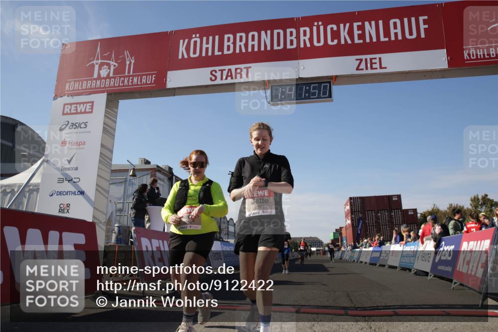 03.10.2025 - Köhlbrandbrückenlauf Jannik Wohlers http://msf.ph/oto/9122422 03.10.2025 13:41:51 Ziel 5043, 5193, 5232, 5250, 5257, 5315 meine-sportfotos.de