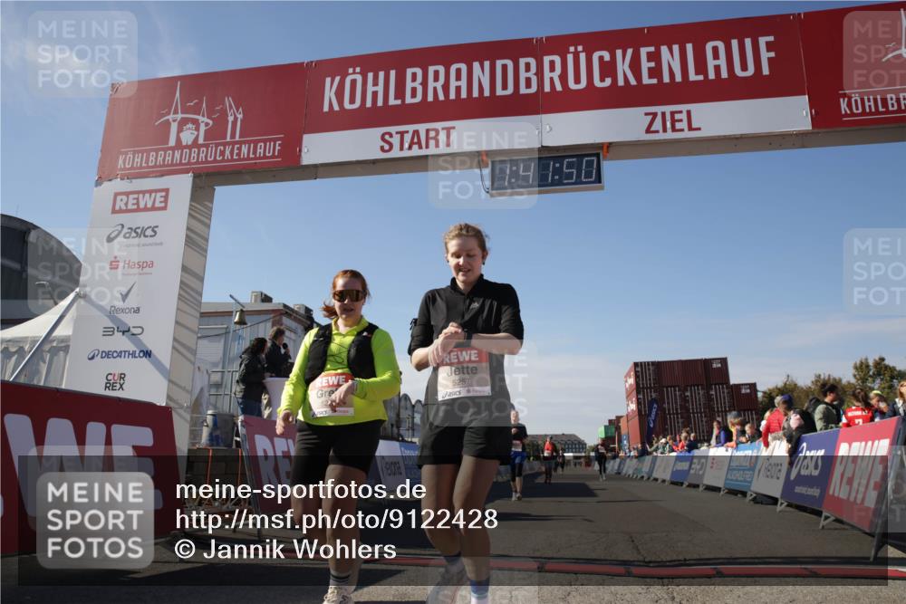 03.10.2025 - Köhlbrandbrückenlauf Jannik Wohlers http://msf.ph/oto/9122428 03.10.2025 13:41:51 Ziel 5043, 5193, 5232, 5250, 5257, 5315 meine-sportfotos.de
