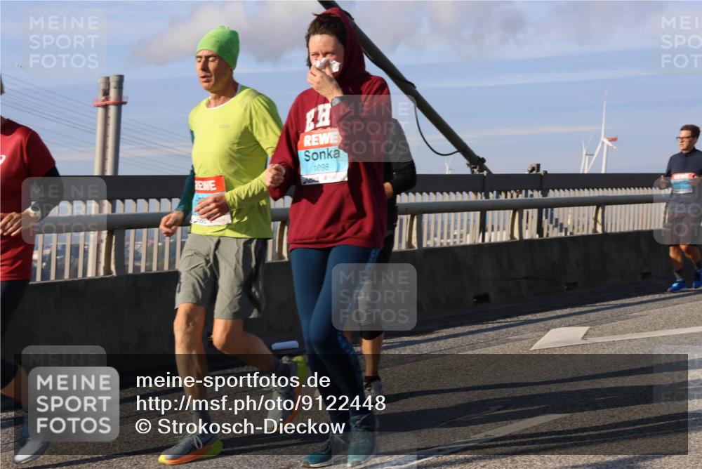 03.10.2025 - Köhlbrandbrückenlauf Strokosch-Dieckow http://msf.ph/oto/9122448 03.10.2025 09:59:31 Position 2 1098 meine-sportfotos.de