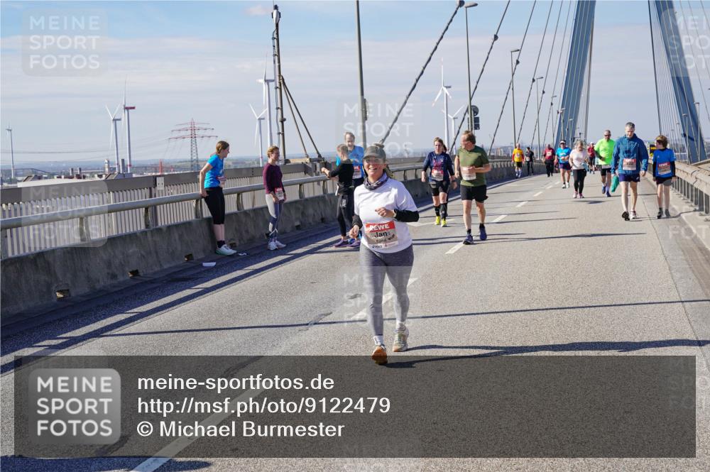 03.10.2025 - Köhlbrandbrückenlauf Michael Burmester http://msf.ph/oto/9122479 03.10.2025 13:04:27 Position 2 6284 meine-sportfotos.de