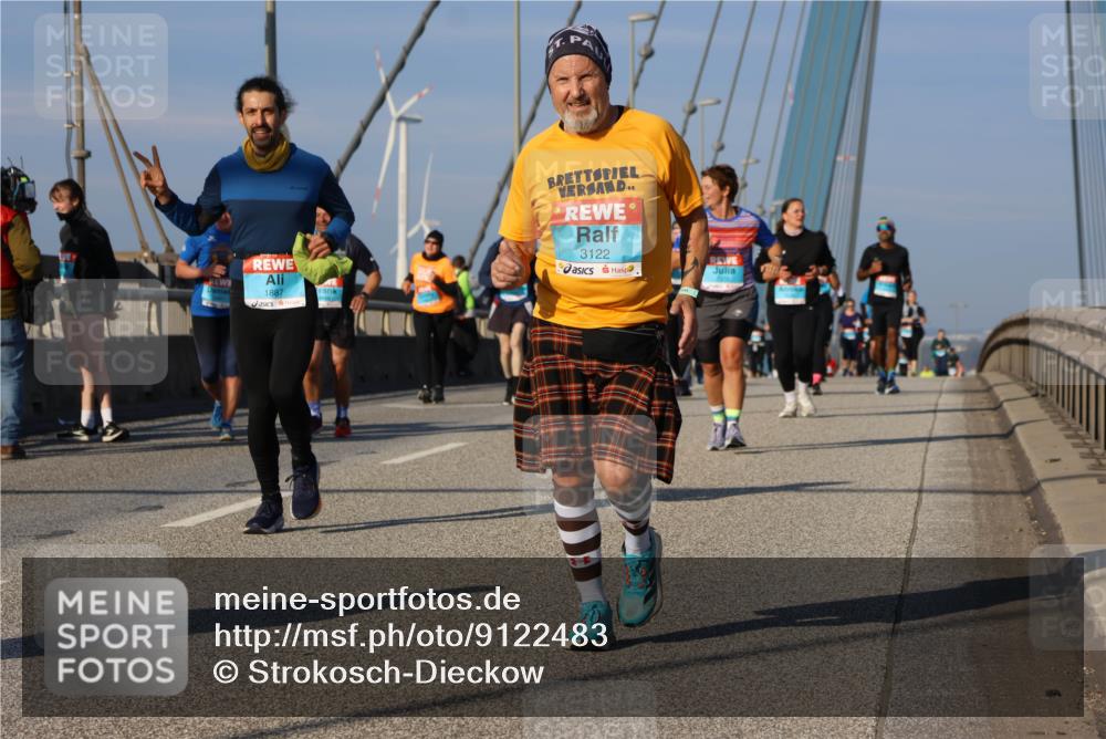 03.10.2025 - Köhlbrandbrückenlauf Strokosch-Dieckow http://msf.ph/oto/9122483 03.10.2025 09:59:34 Position 2 1887, 3122 meine-sportfotos.de