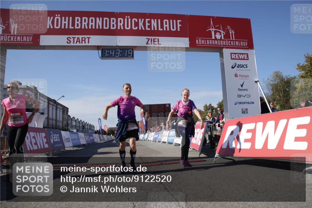 03.10.2025 - Köhlbrandbrückenlauf Jannik Wohlers http://msf.ph/oto/9122520 03.10.2025 13:43:20 Ziel 4238, 5021, 5464, 6711 meine-sportfotos.de