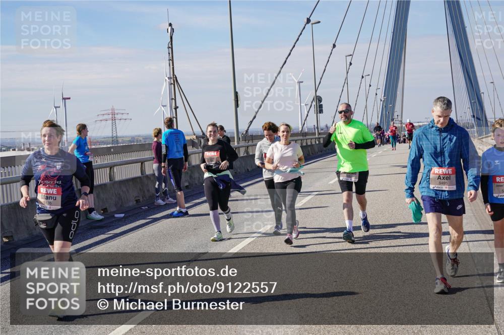 03.10.2025 - Köhlbrandbrückenlauf Michael Burmester http://msf.ph/oto/9122557 03.10.2025 13:04:35 Position 2 5135, 5495 meine-sportfotos.de