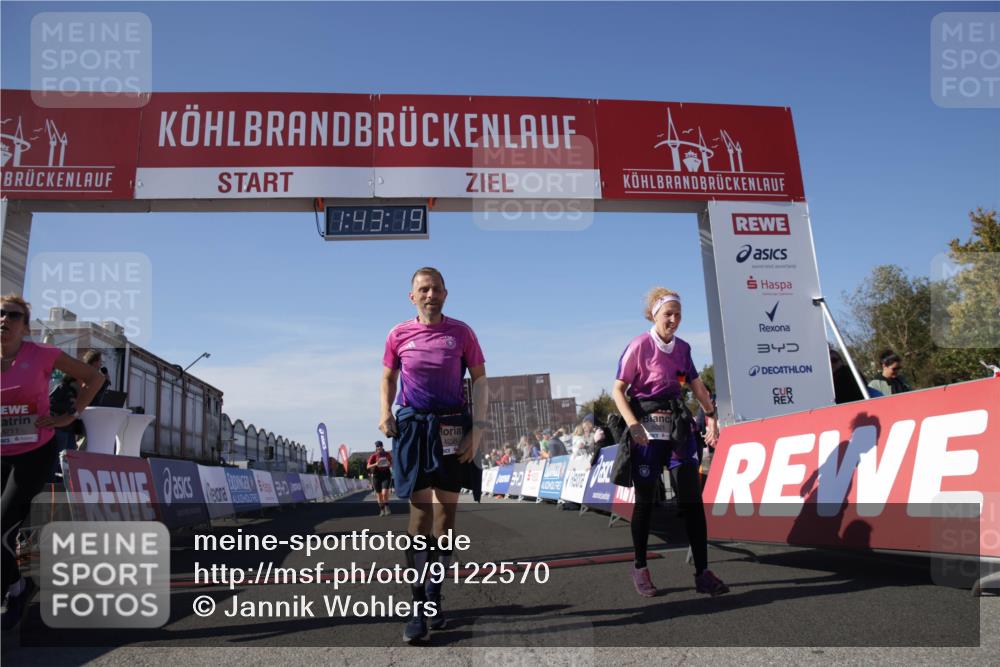 03.10.2025 - Köhlbrandbrückenlauf Jannik Wohlers http://msf.ph/oto/9122570 03.10.2025 13:43:20 Ziel 4238, 5021, 5464, 6711 meine-sportfotos.de