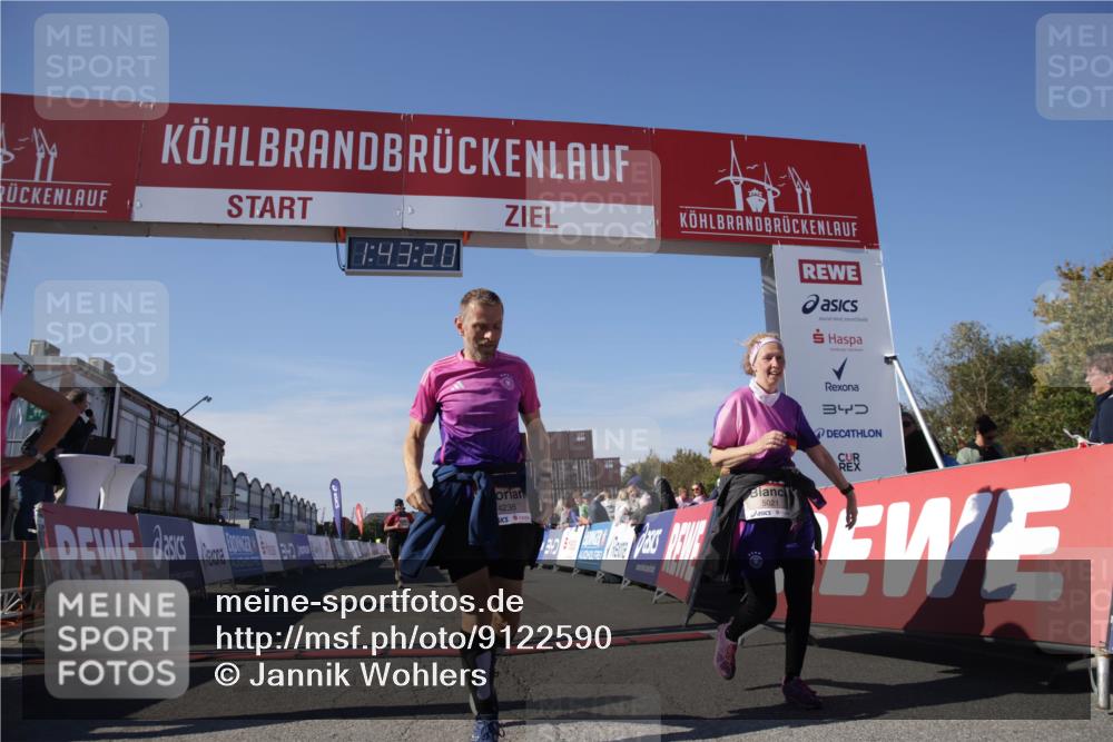 03.10.2025 - Köhlbrandbrückenlauf Jannik Wohlers http://msf.ph/oto/9122590 03.10.2025 13:43:20 Ziel 4238, 5021, 5464, 6711 meine-sportfotos.de