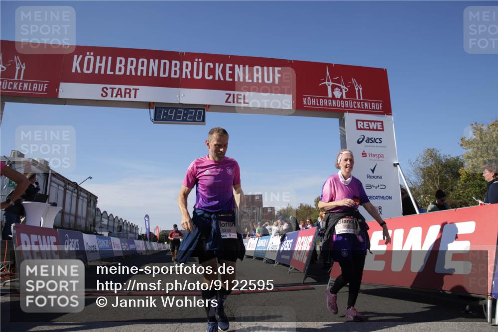03.10.2025 - Köhlbrandbrückenlauf Jannik Wohlers http://msf.ph/oto/9122595 03.10.2025 13:43:20 Ziel 4238, 5021, 5464, 6711 meine-sportfotos.de