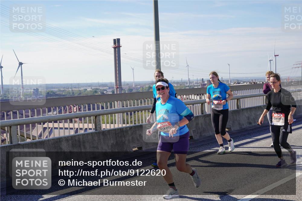 03.10.2025 - Köhlbrandbrückenlauf Michael Burmester http://msf.ph/oto/9122620 03.10.2025 13:04:45 Position 2 400, 640 meine-sportfotos.de