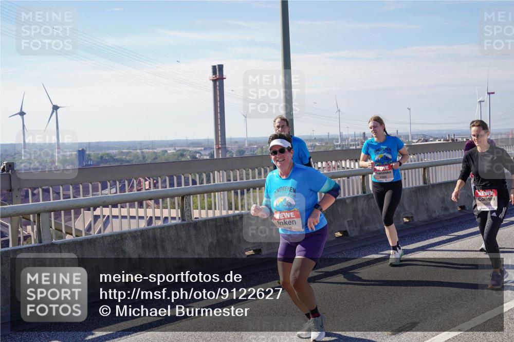 03.10.2025 - Köhlbrandbrückenlauf Michael Burmester http://msf.ph/oto/9122627 03.10.2025 13:04:45 Position 2 400, 6399 meine-sportfotos.de