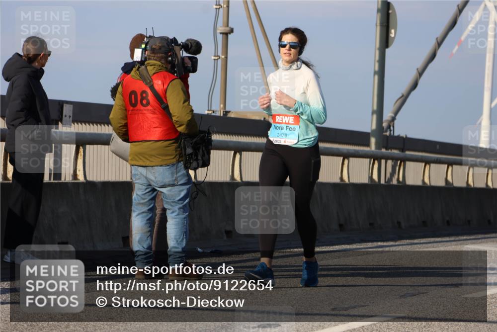 03.10.2025 - Köhlbrandbrückenlauf Strokosch-Dieckow http://msf.ph/oto/9122654 03.10.2025 10:00:09 Position 2 08, 3476 meine-sportfotos.de