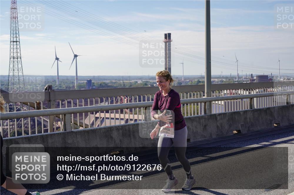 03.10.2025 - Köhlbrandbrückenlauf Michael Burmester http://msf.ph/oto/9122676 03.10.2025 13:04:48 Position 2 6401 meine-sportfotos.de
