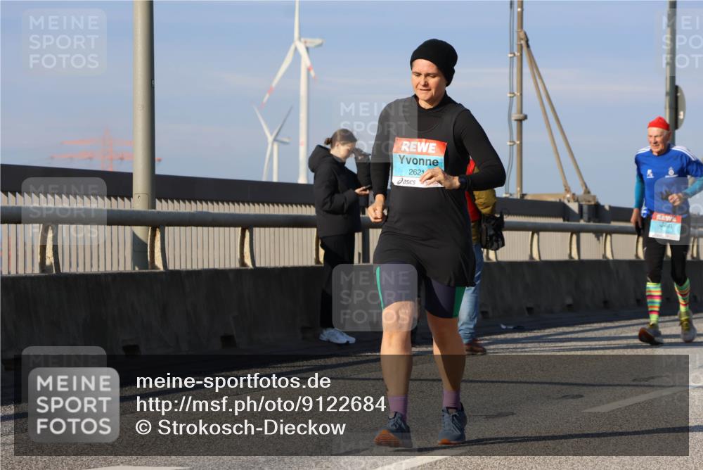 03.10.2025 - Köhlbrandbrückenlauf Strokosch-Dieckow http://msf.ph/oto/9122684 03.10.2025 10:00:16 Position 2 2621 meine-sportfotos.de