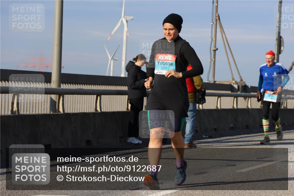 03.10.2025 - Köhlbrandbrückenlauf Strokosch-Dieckow http://msf.ph/oto/9122687 03.10.2025 10:00:16 Position 2 2621 meine-sportfotos.de