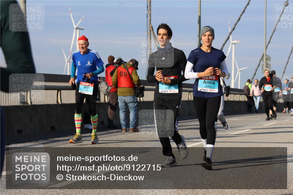 03.10.2025 - Köhlbrandbrückenlauf Strokosch-Dieckow http://msf.ph/oto/9122715 03.10.2025 10:00:20 Position 2 3510, 08, 2264, 2263 meine-sportfotos.de