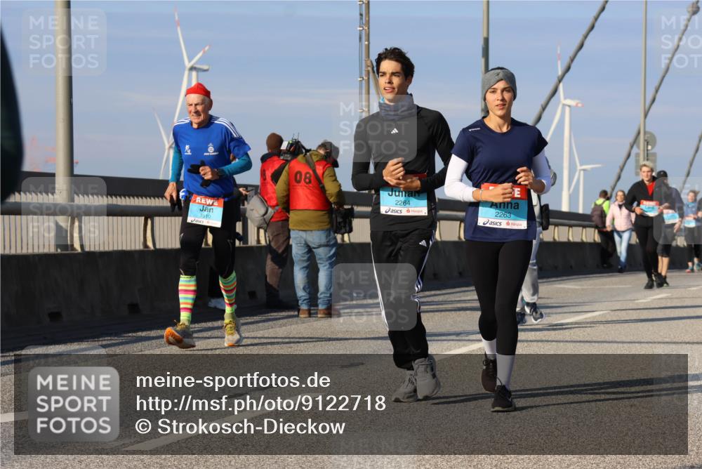 03.10.2025 - Köhlbrandbrückenlauf Strokosch-Dieckow http://msf.ph/oto/9122718 03.10.2025 10:00:20 Position 2 3510, 08, 2264, 2263 meine-sportfotos.de